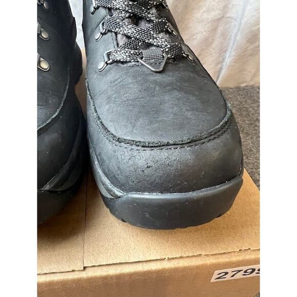 The North Face Bergen Leather Waterproof Boot Size 10.5 Black Leather Lace Up